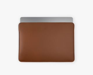 MacBook Pro 14" 2024 Cover In Ginger Color
