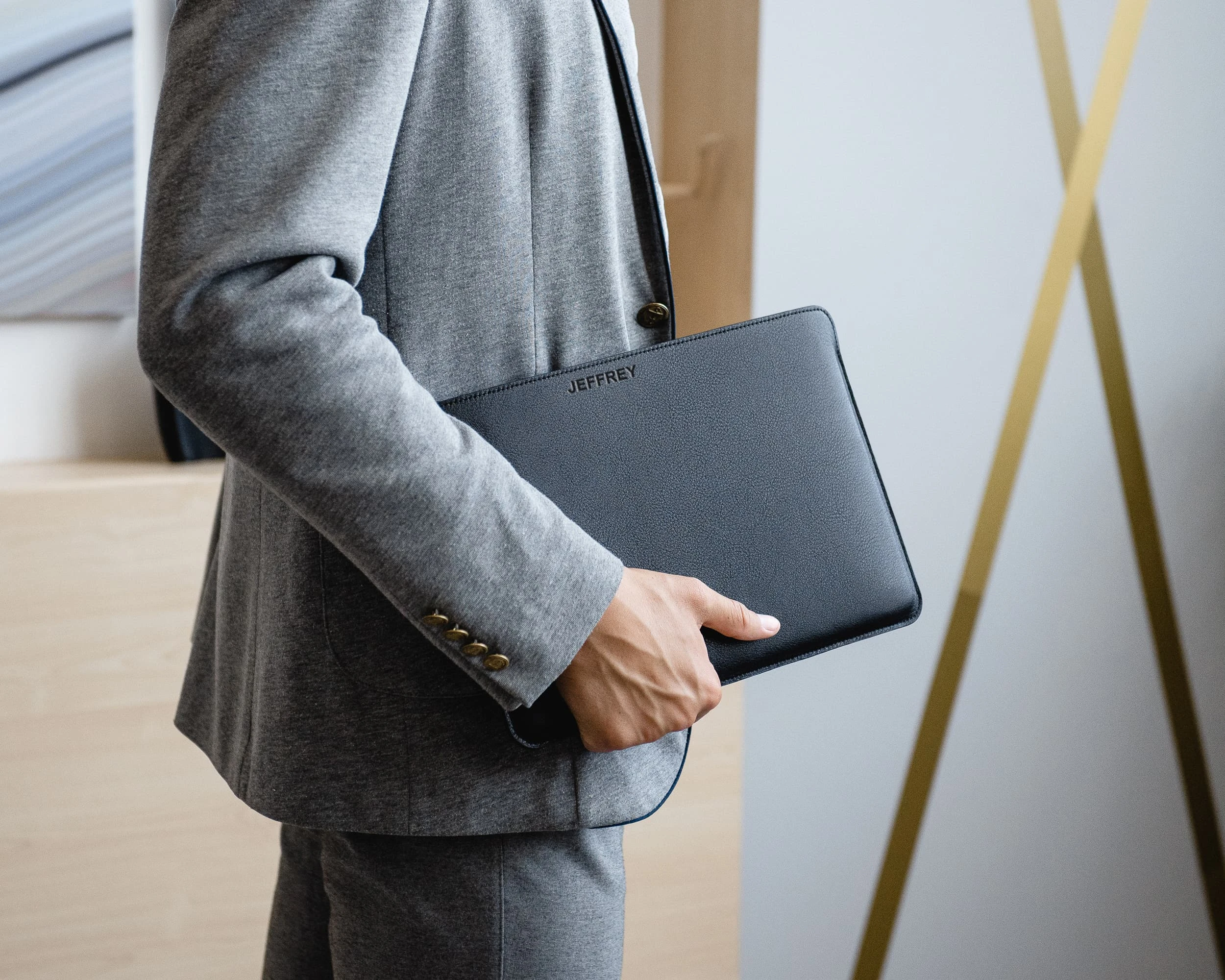 leather laptop sleeve