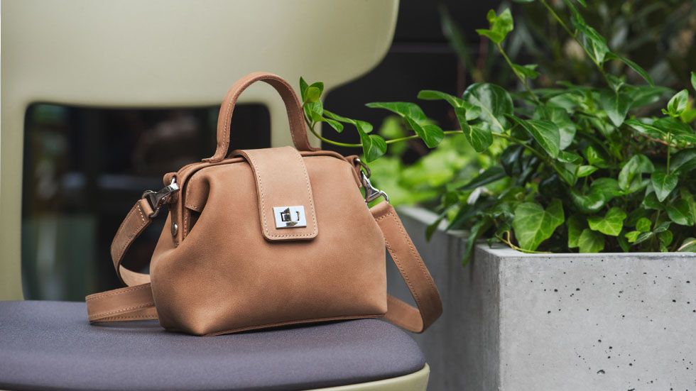 leather crossbody bag
